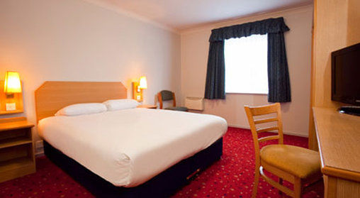 Travelodge Warrington Lowton Habitación foto